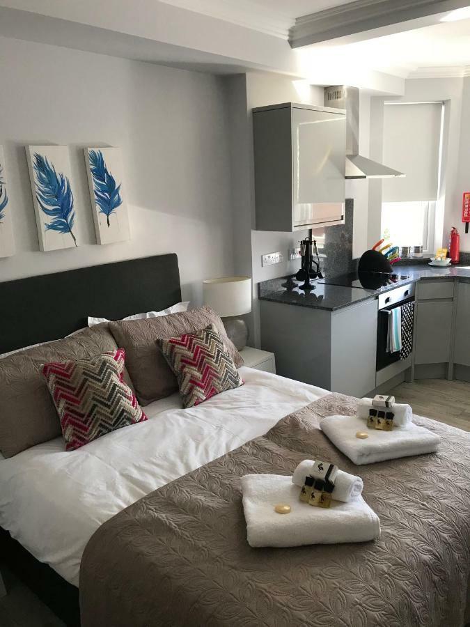 Berkshire Serviced Apartment Helena 12 Reading Exterior photo