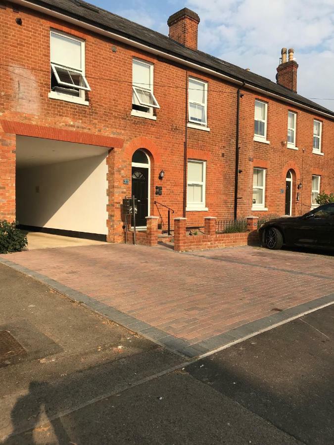 Berkshire Serviced Apartment Helena 12 Reading Exterior photo